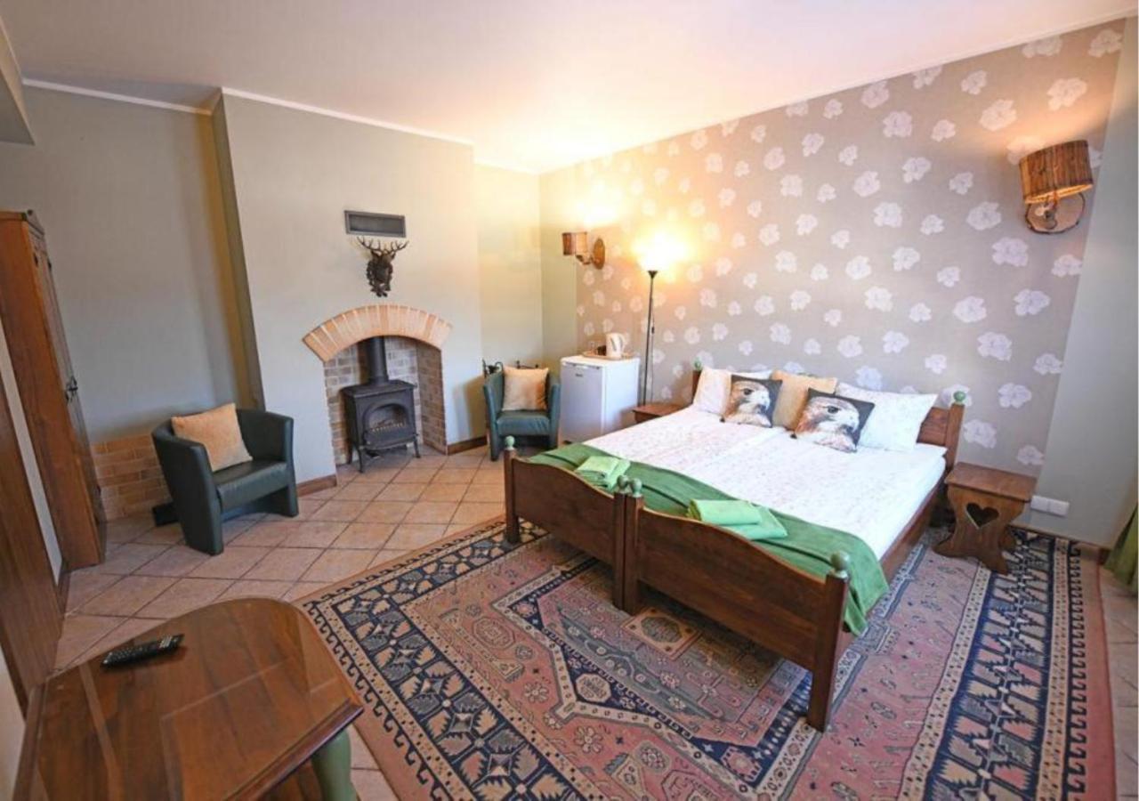 Gosciniec Malinowka Bed & Breakfast Krzeszna Exterior photo